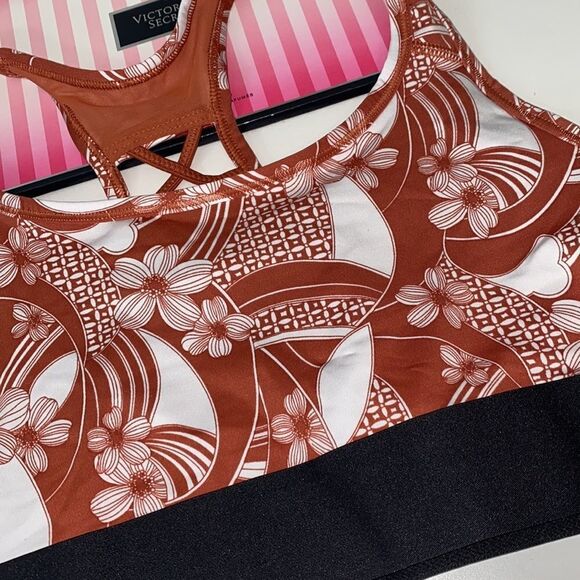 New Victoria Secret Sport bra - Picture 3 of 6